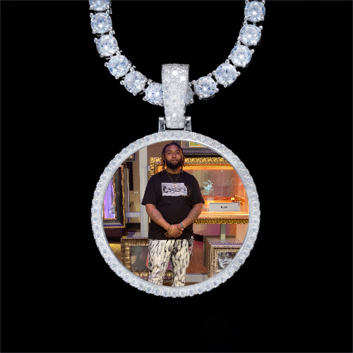 925S & VVS Moissanite 3D Circle Custom Picture Pendant