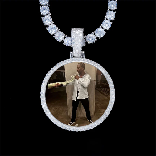 925S & VVS Moissanite 3D Circle Custom Picture Pendant
