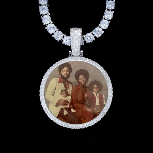 925S & VVS Moissanite 3D Circle Custom Picture Pendant