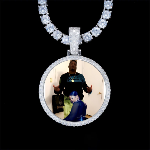 925S & VVS Moissanite 3D Circle Custom Picture Pendant