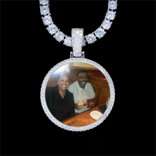 925S & VVS Moissanite 3D Circle Custom Picture Pendant