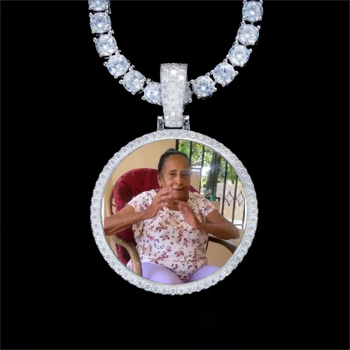 925S & VVS Moissanite 3D Circle Custom Picture Pendant