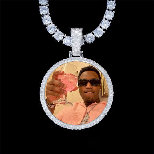 925S & VVS Moissanite 3D Circle Custom Picture Pendant