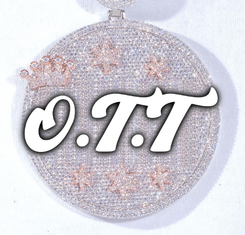 CUSTOM LETTER NECKLACE 3D BIG CROWN DISC
