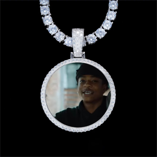 925S & VVS Moissanite 3D Circle Custom Picture Pendant