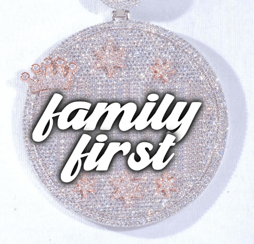 CUSTOM LETTER NECKLACE 3D BIG CROWN DISC