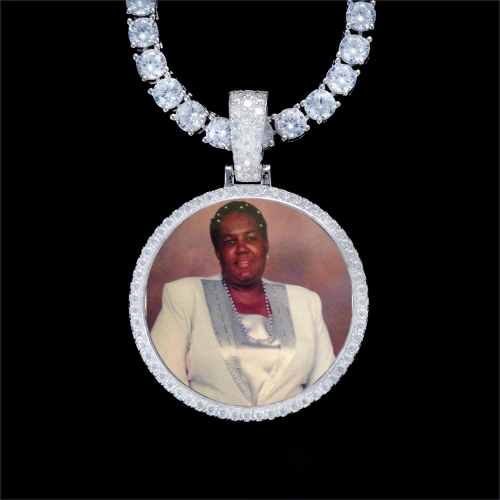 925S & VVS Moissanite 3D Circle Custom Picture Pendant