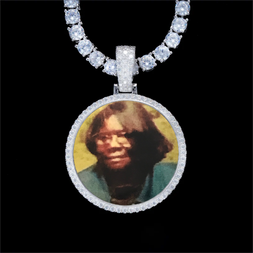925S & VVS Moissanite 3D Circle Custom Picture Pendant