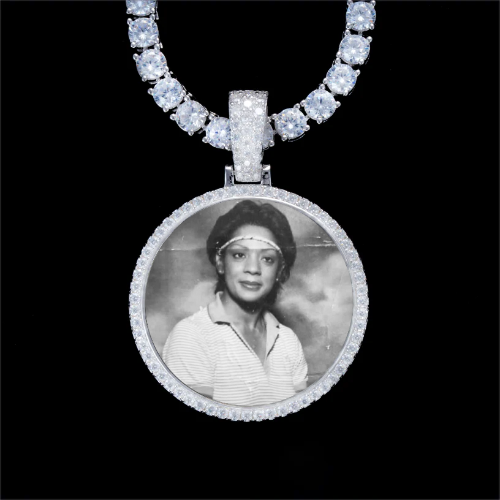 925S & VVS Moissanite 3D Circle Custom Picture Pendant