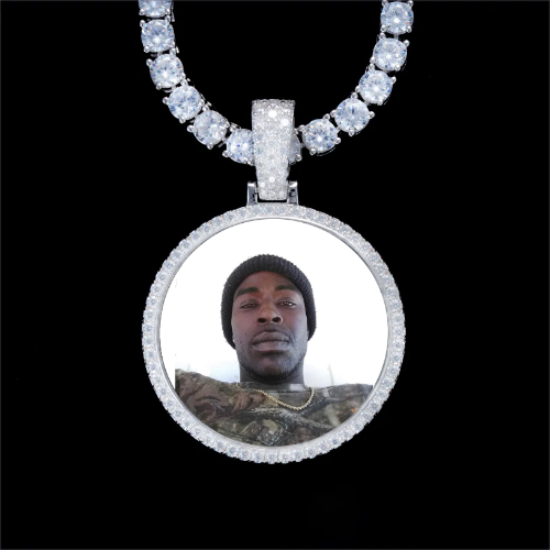 925S & VVS Moissanite 3D Circle Custom Picture Pendant
