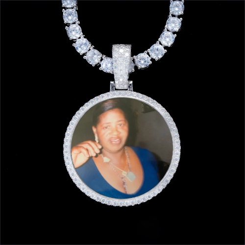 925S & VVS Moissanite 3D Circle Custom Picture Pendant