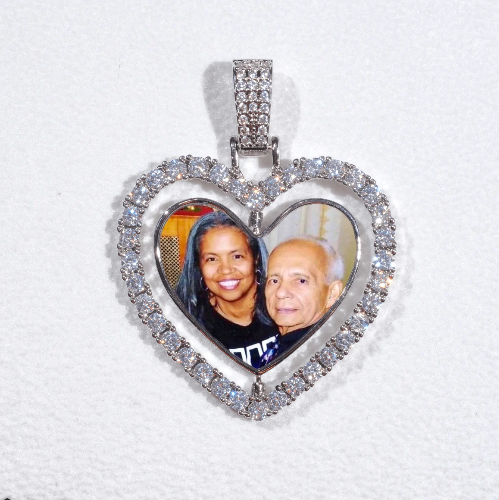 3D Spinning 2-Faced Heart Custom Picture Pendant
