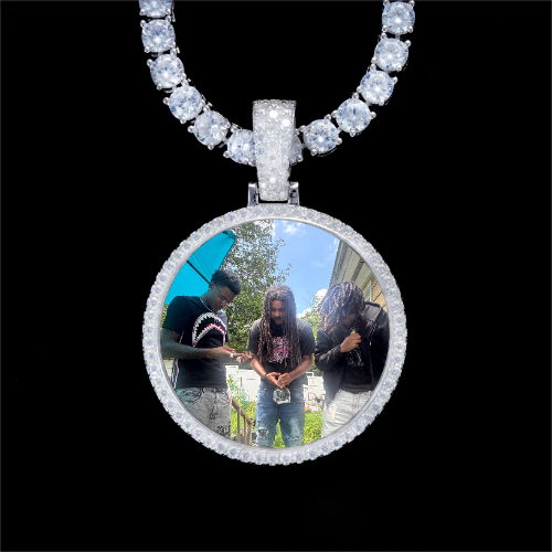 925S & VVS Moissanite 3D Circle Custom Picture Pendant