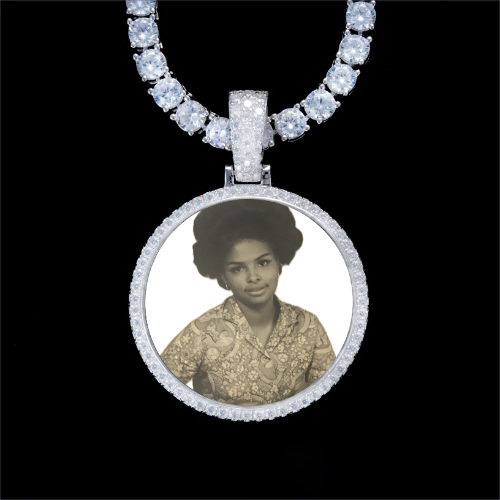 925S & VVS Moissanite 3D Circle Custom Picture Pendant