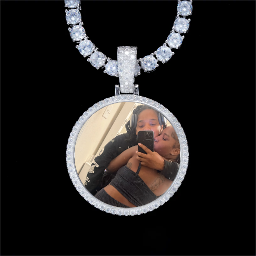 925S & VVS Moissanite 3D Circle Custom Picture Pendant