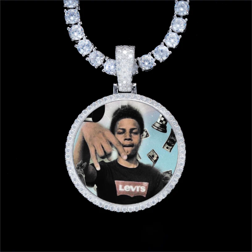 925S & VVS Moissanite 3D Circle Custom Picture Pendant
