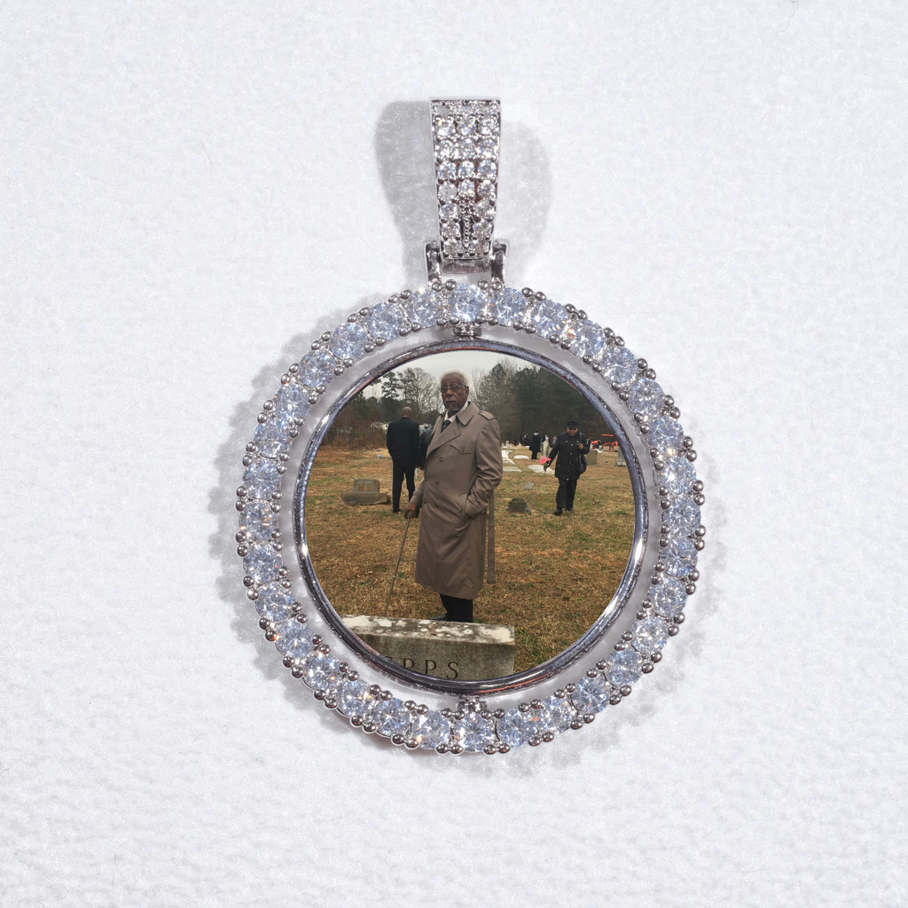 3D Spinning 2-Faced Custom Picture Pendant