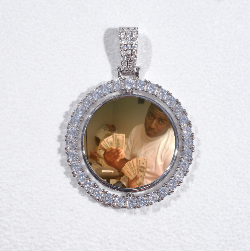 3D Spinning 2-Faced Custom Picture Pendant