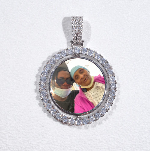 3D Spinning 2-Faced Custom Picture Pendant