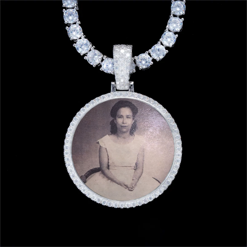 925S & VVS Moissanite 3D Circle Custom Picture Pendant