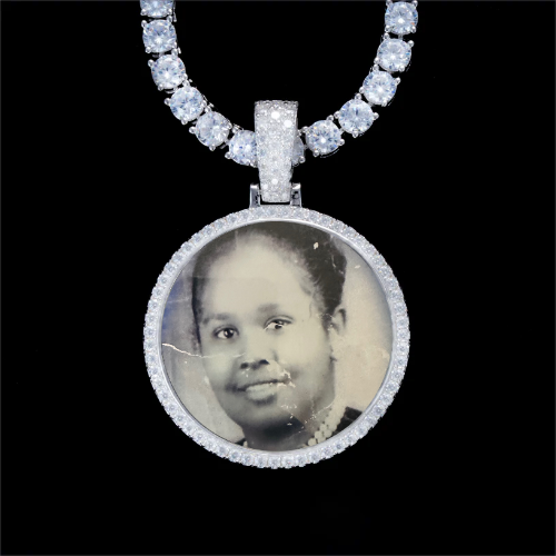 925S & VVS Moissanite 3D Circle Custom Picture Pendant