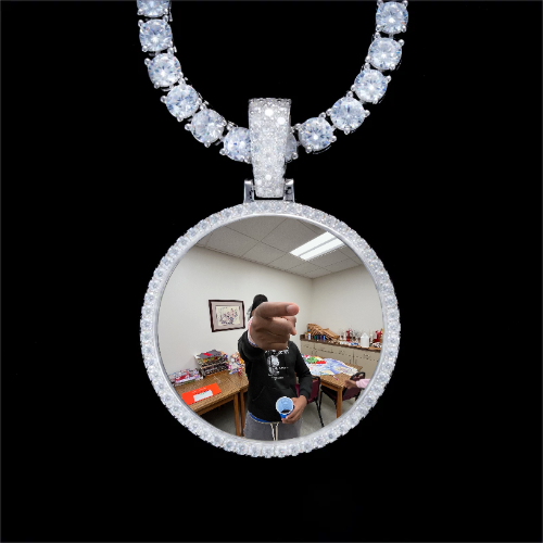 925S & VVS Moissanite 3D Circle Custom Picture Pendant