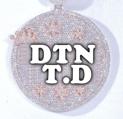 CUSTOM LETTER NECKLACE 3D BIG CROWN DISC