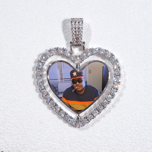 3D Spinning 2-Faced Heart Custom Picture Pendant