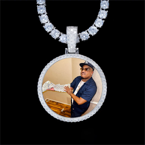 925S & VVS Moissanite 3D Circle Custom Picture Pendant