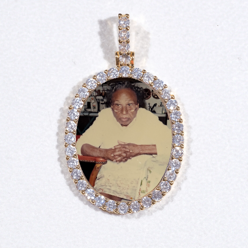 3D Oval Custom Picture Pendant