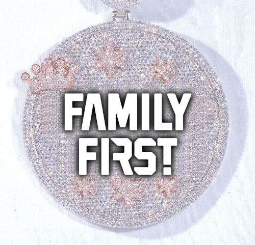 CUSTOM LETTER NECKLACE 3D BIG CROWN DISC