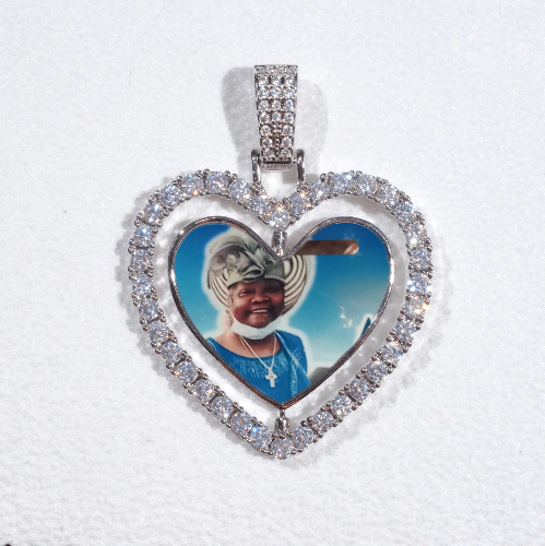 3D Spinning 2-Faced Heart Custom Picture Pendant