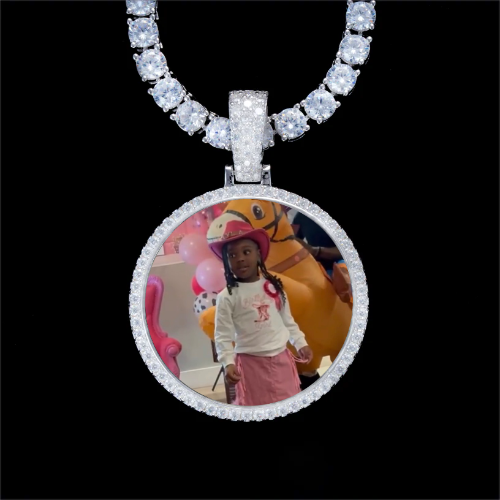 925S & VVS Moissanite 3D Circle Custom Picture Pendant