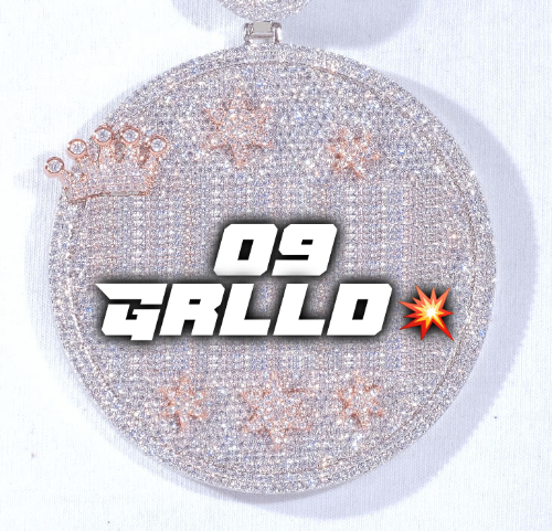 CUSTOM LETTER NECKLACE 3D BIG CROWN DISC
