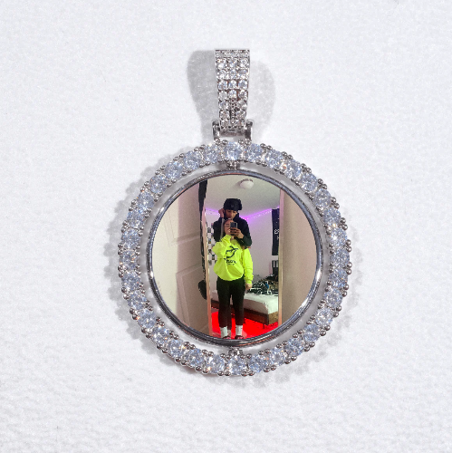 3D Spinning 2-Faced Custom Picture Pendant