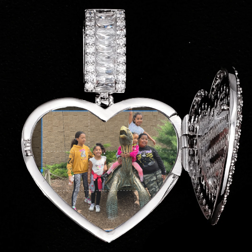 CUSTOM PICTURE PENDANT STYLE-8