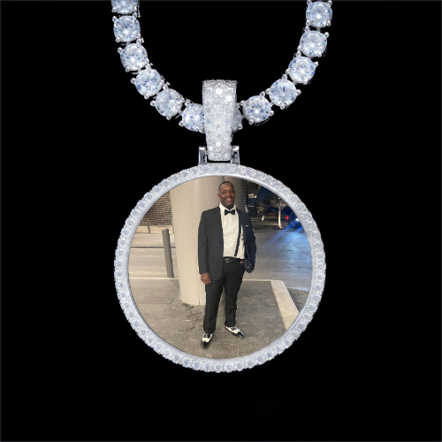925S & VVS Moissanite 3D Circle Custom Picture Pendant