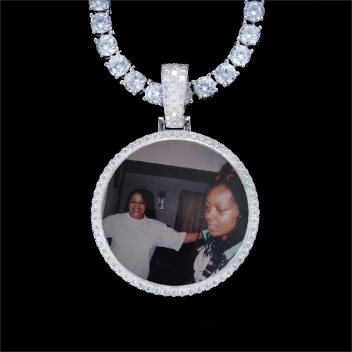 925S & VVS Moissanite 3D Circle Custom Picture Pendant