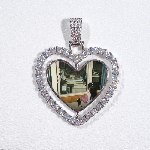 3D Spinning 2-Faced Heart Custom Picture Pendant