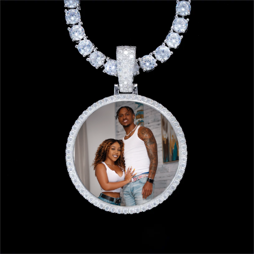 925S & VVS Moissanite 3D Circle Custom Picture Pendant