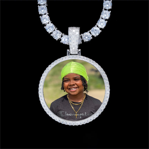 925S & VVS Moissanite 3D Circle Custom Picture Pendant