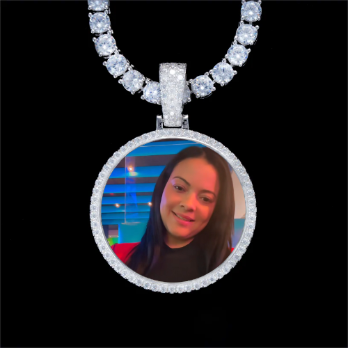 925S & VVS Moissanite 3D Circle Custom Picture Pendant