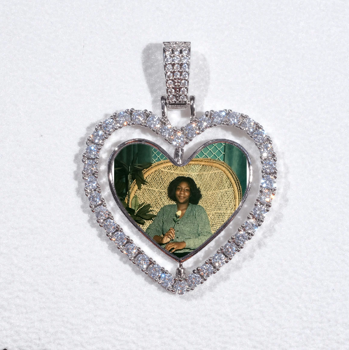 3D Spinning 2-Faced Heart Custom Picture Pendant