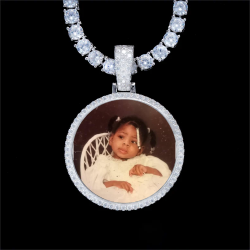 925S & VVS Moissanite 3D Circle Custom Picture Pendant