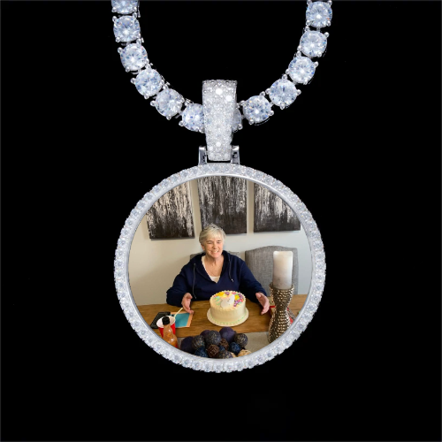 925S & VVS Moissanite 3D Circle Custom Picture Pendant