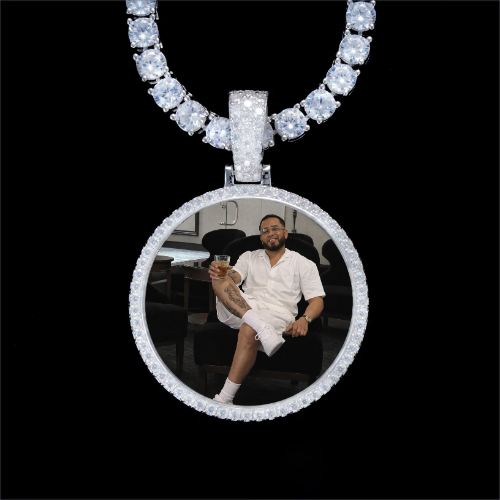 925S & VVS Moissanite 3D Circle Custom Picture Pendant