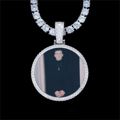 925S & VVS Moissanite 3D Circle Custom Picture Pendant
