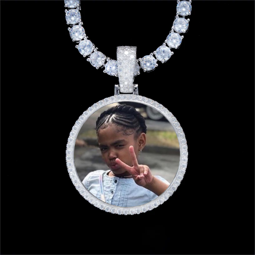 925S & VVS Moissanite 3D Circle Custom Picture Pendant