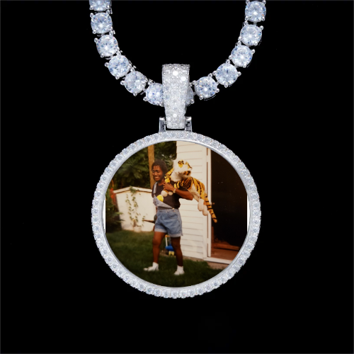 925S & VVS Moissanite 3D Circle Custom Picture Pendant