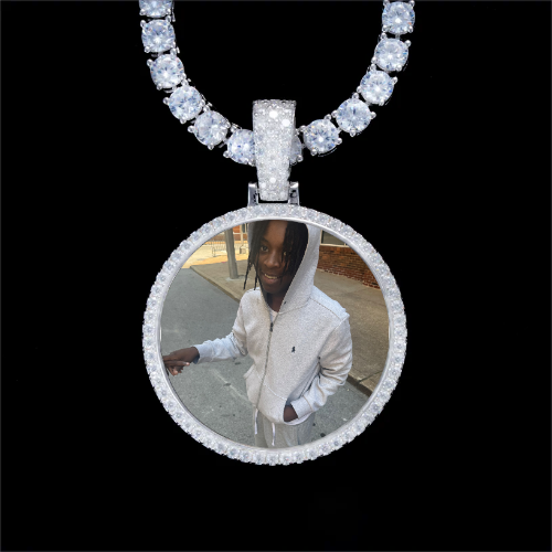 925S & VVS Moissanite 3D Circle Custom Picture Pendant